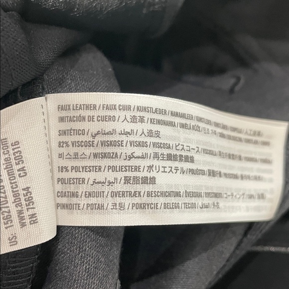 Abercrombie & Fitch 90s Straight Ultra High Rise Navy Vegan Leather Pants - Picture 10 of 10